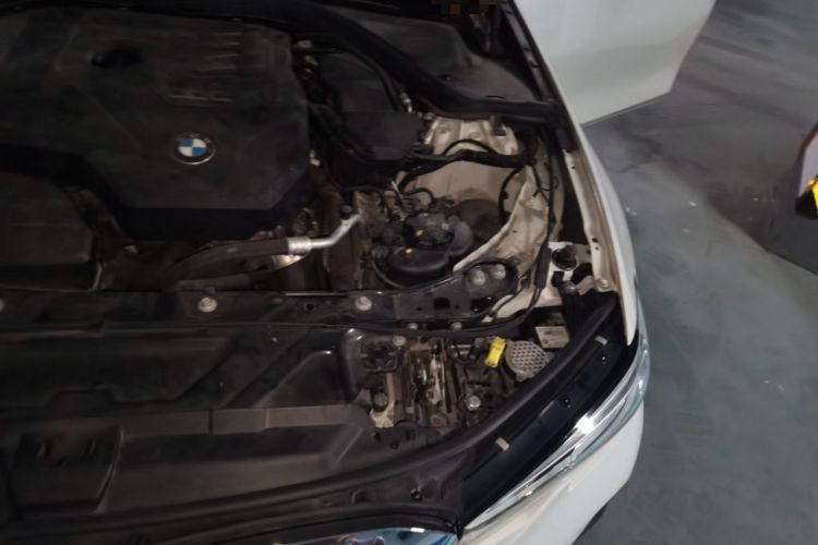 Used BMW 3 Series 2021 Second Facelift 325Li M Sport Package Engine Bay Left