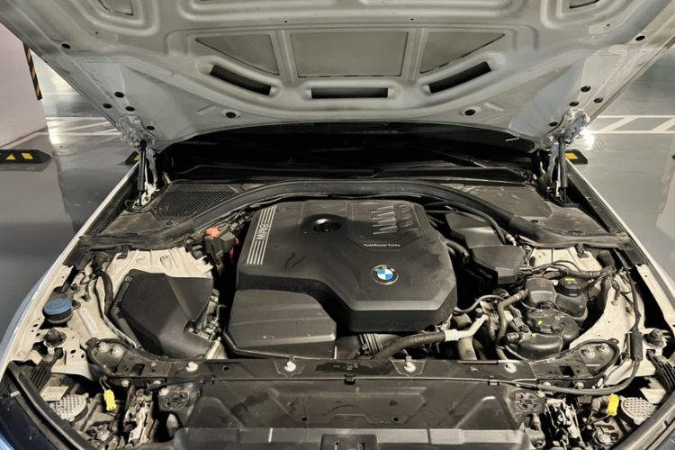Used BMW 3 Series 2021 325Li M Sport Shadowline Package Engine Bay
