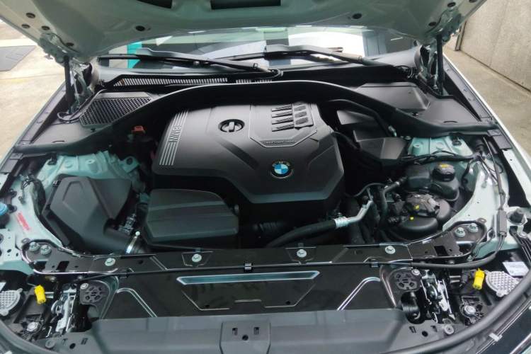 Used BMW 3 Series 2021 325Li M Sport Shadowline Package Engine Bay