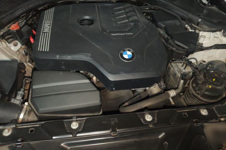 Used BMW 3 Series 2021 Second Facelift 320Li M Sport Package Engine Bay
