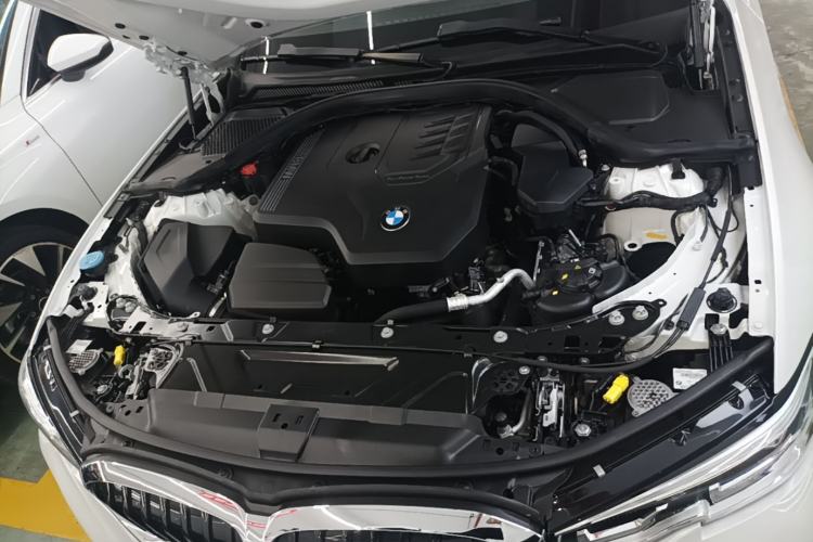 Used BMW 3 Series 2021 Restyled 325Li M Sport Package Engine Bay