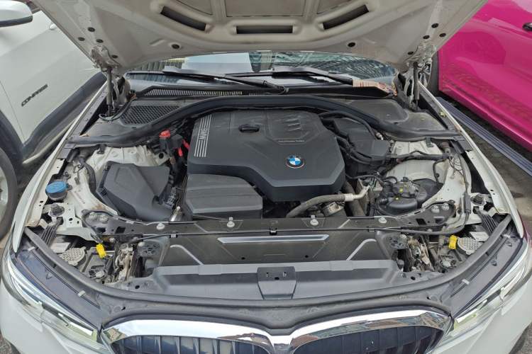 Used BMW 3 Series 2021 Facelifted 320Li M Sport Package Engine Bay