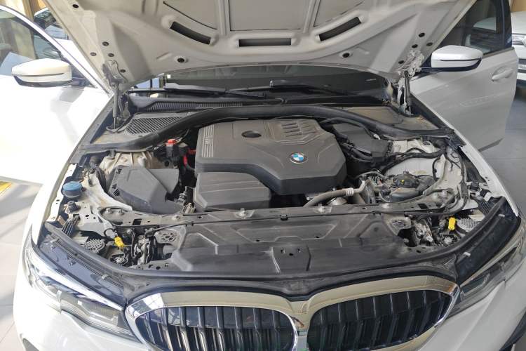 Used BMW 3 Series 2021 325Li M Sport Package Engine Bay
