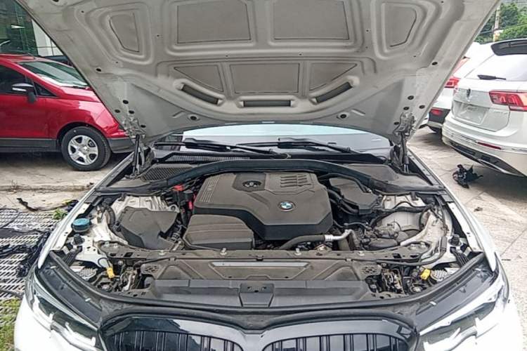 Used BMW 3 Series 2021 Facelifted 320Li M Sport Package Engine Bay