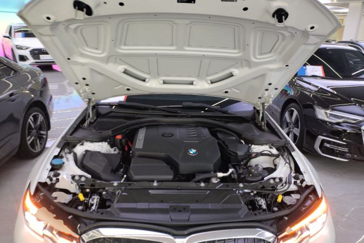 Used BMW 3 Series 2021 Restyled 325Li xDrive M Sport Package Engine Bay