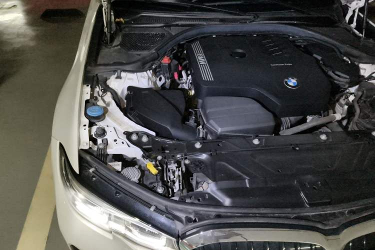 Used BMW 3 Series 2021 325Li M Sport Package Engine Bay Right