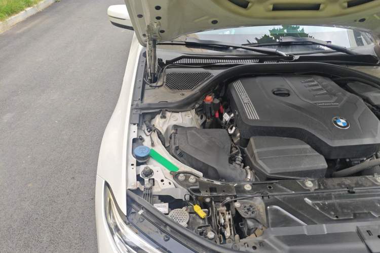 Used BMW 3 Series 2021 Second Facelift 325Li M Sport Package Engine Bay Right