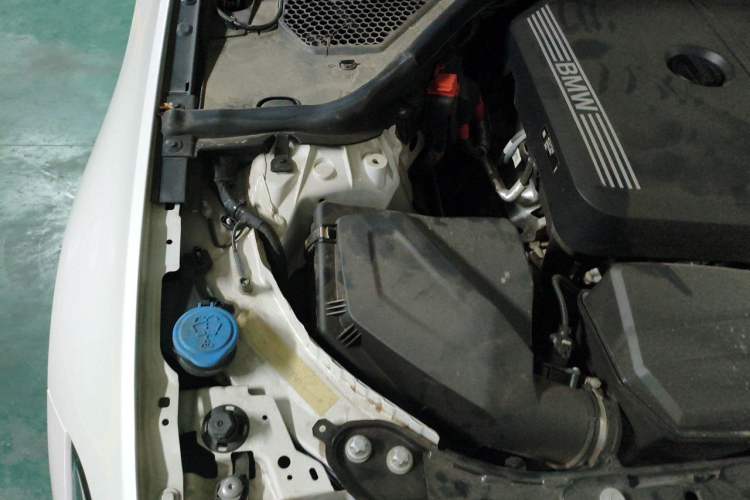 Used BMW 3 Series 2021 Second Facelift 325Li M Sport Night Edition Package Engine Bay Right