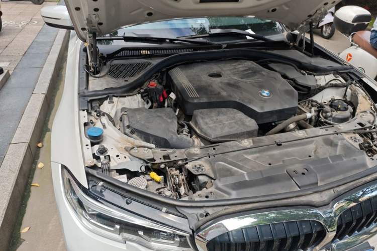 Used BMW 3 Series 2021 Facelifted 320Li M Sport Package Engine Bay Right
