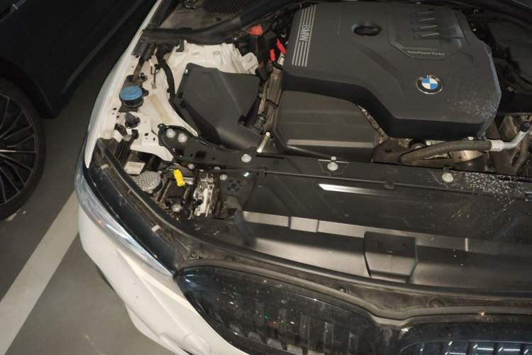 Used BMW 3 Series 2021 Second Facelift 325i M Sport Night Edition Package Engine Bay Right