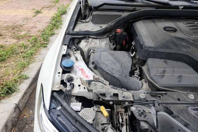 Used BMW 3 Series 2021 Restyled 320i Sport Package Engine Bay Right