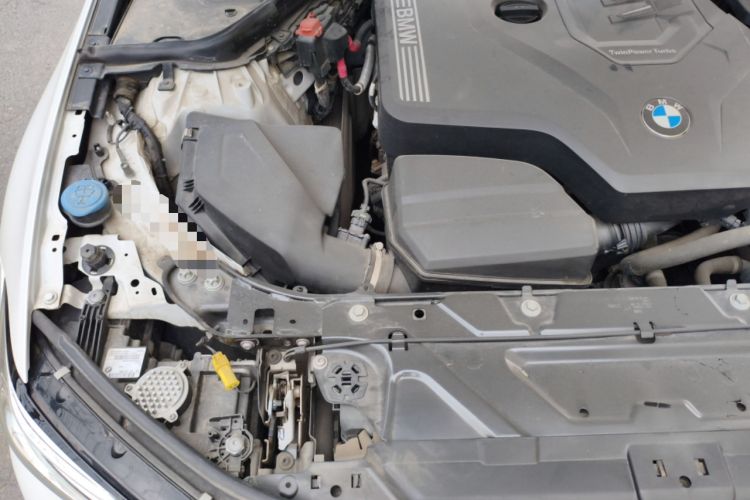 Used BMW 3 Series 2021 320Li M Sport Package Engine Bay Right