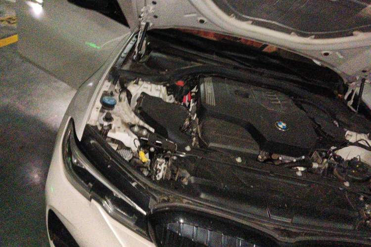 Used BMW 3 Series 2021 Restyled 325i M Sport Night Edition Package Engine Bay Right