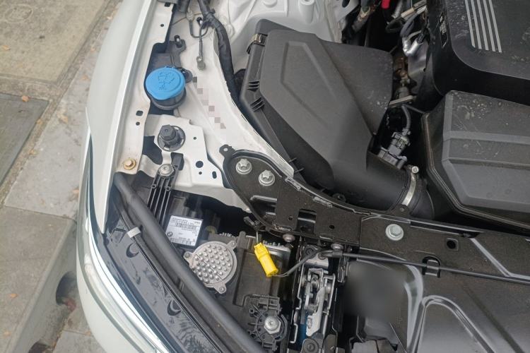 Used BMW 3 Series 2021 Second Facelift 325i M Sport Night Edition Package Engine Bay Right