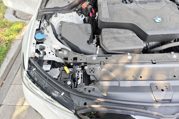 Used BMW 3 Series 2021 325Li M Sport Shadowline Package Engine Bay Right