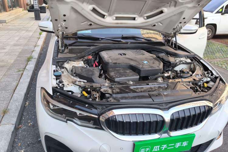 Used BMW 3 Series 2021 320Li M Sport Package Engine Bay Right