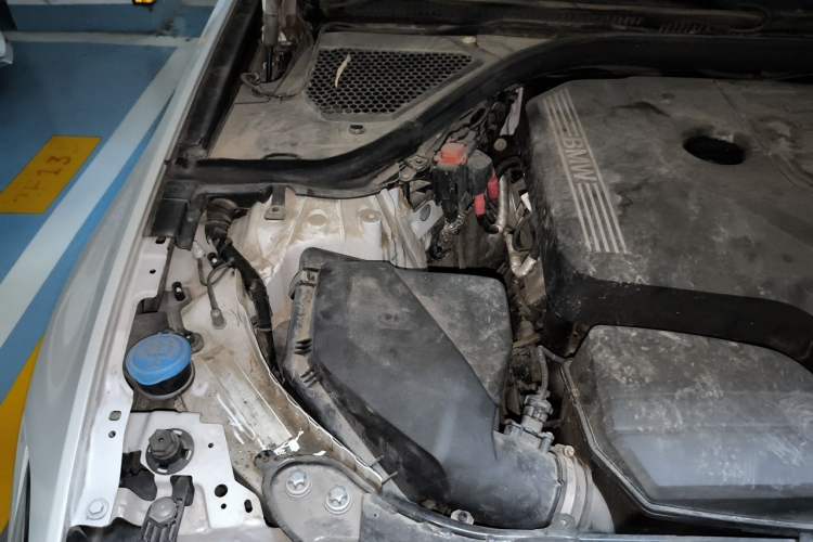 Used BMW 3 Series 2021 Second Facelift 325Li M Sport Package Engine Bay Right