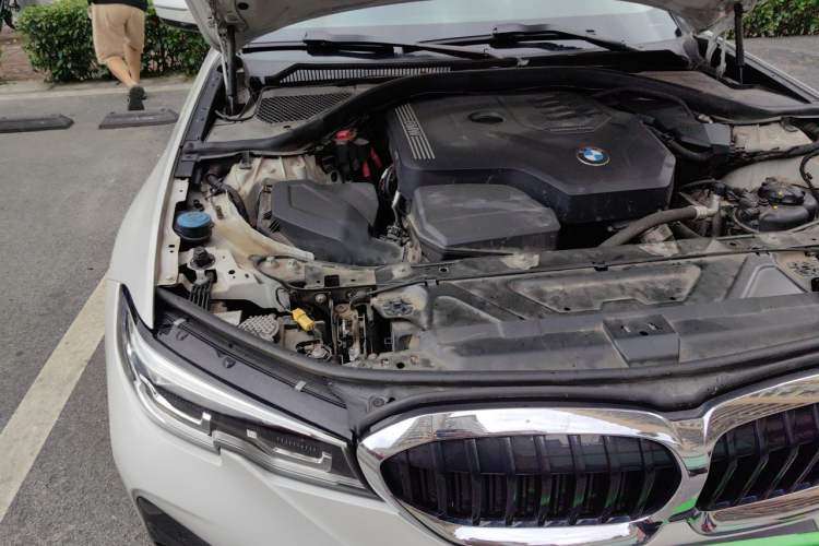 Used BMW 3 Series 2021 Restyled 325Li M Sport Package Engine Bay Right