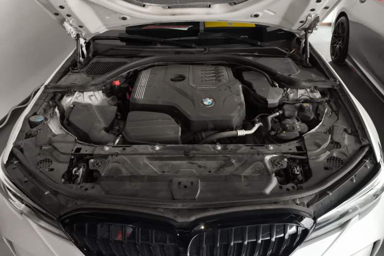 Used BMW 3 Series 2021 325Li M Sport Shadowline Package Engine Bay