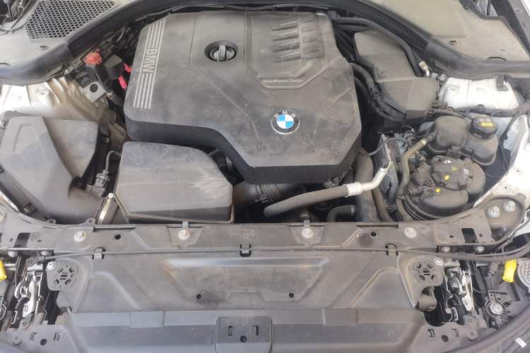 Used BMW 3 Series 2021 325i M Sport Night Edition package Engine Bay