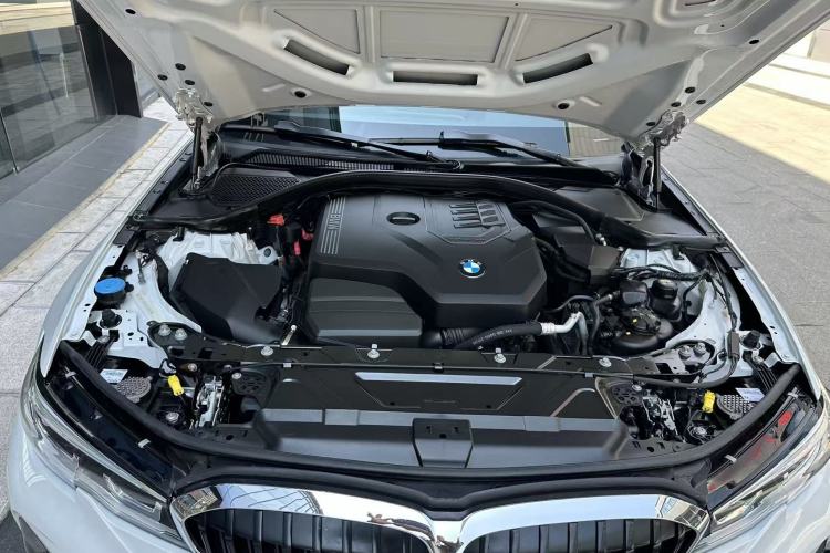 Used BMW 3 Series 2021 325Li M Sport Package Engine Bay