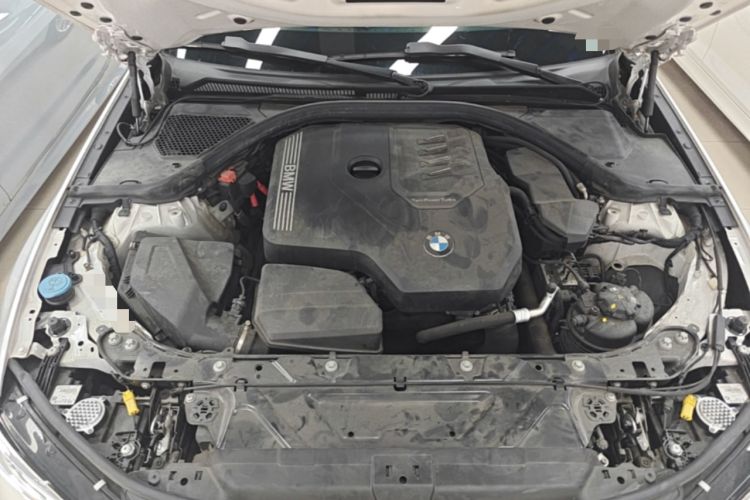 Used BMW 3 Series 2021 Second Facelift 320i Sport Package Engine Bay