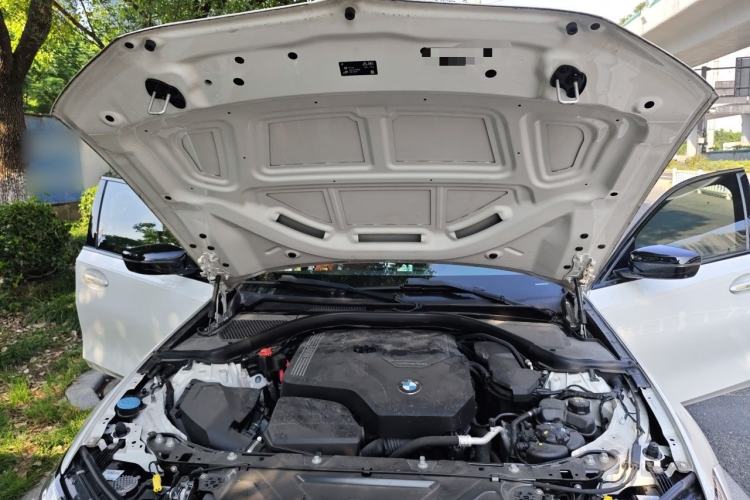 Used BMW 3 Series 2021 325Li M Sport Shadowline Package Engine Bay