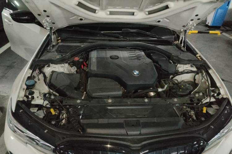 Used BMW 3 Series 2021 Second Facelift 325Li M Sport Night Edition Package Engine Bay