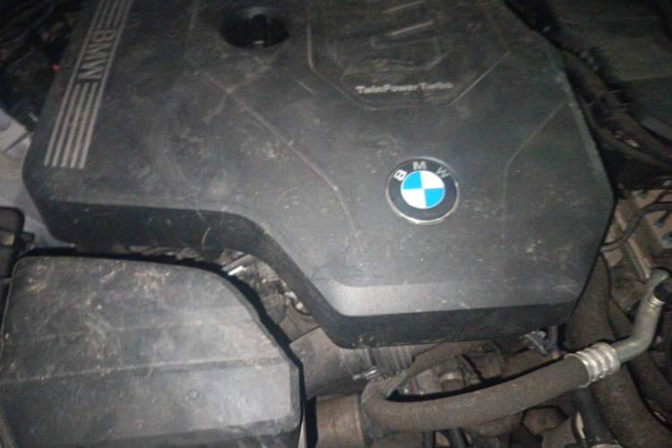 Used BMW 3 Series 2021 320i Sport Package Engine Bay