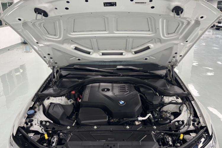 Used BMW 3 Series 2021 Restyled 325Li M Sport Package Engine Bay