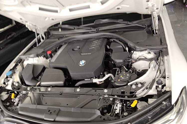 Used BMW 3 Series 2021 Restyled 325Li M Sport Package Engine Bay