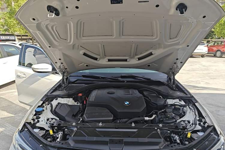 Used BMW 3 Series 2021 325i M Sport Package Engine Bay