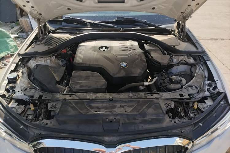Used BMW 3 Series 2021 Facelifted 320Li M Sport Package Engine Bay