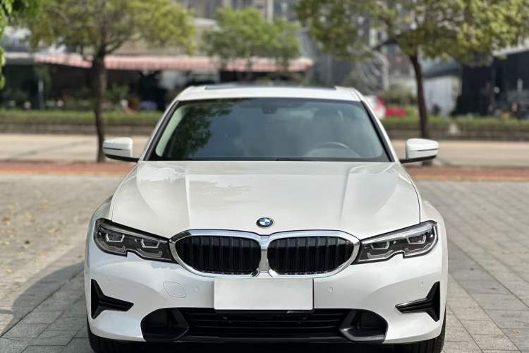 Used BMW 3 Series 2021 320i Sport Package Exterior 1
