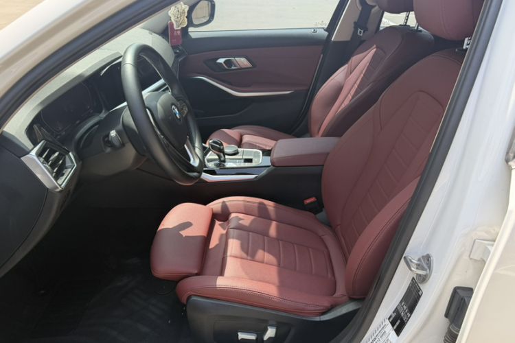 Used BMW 3 Series 2021 Restyled 320i Sport Package Exterior 1