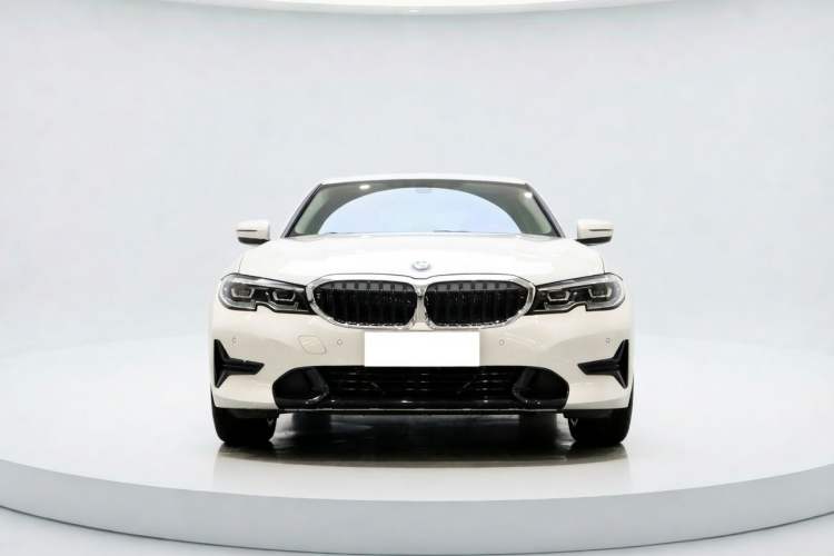 Used BMW 3 Series 2021 Restyled 320i Sport Package Exterior 1