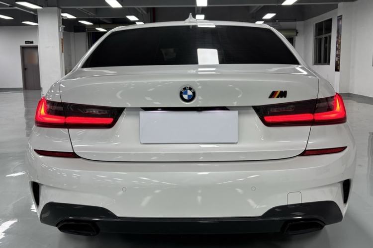 Used BMW 3 Series 2021 Restyled 325Li M Sport Package Exterior 1