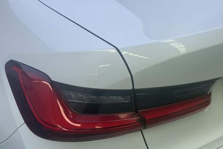 Used BMW 3 Series 2021 Restyled 325Li M Sport Package Exterior 10