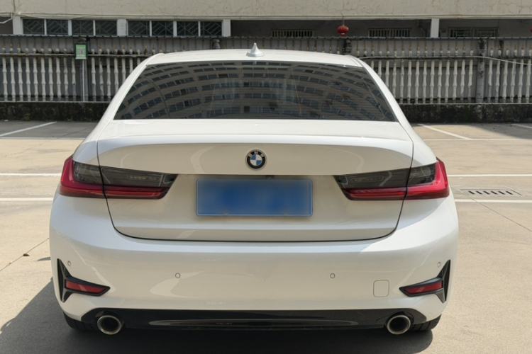 Used BMW 3 Series 2021 Restyled 320i Sport Package Exterior 10