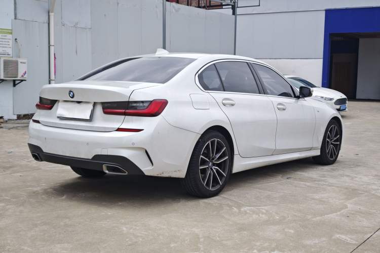 Used BMW 3 Series 2021 320Li M Sport Package Exterior 11