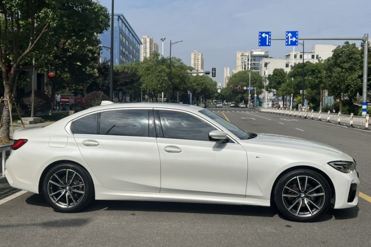 Used BMW 3 Series 2021 Second Facelift 325Li M Sport Package Exterior 2