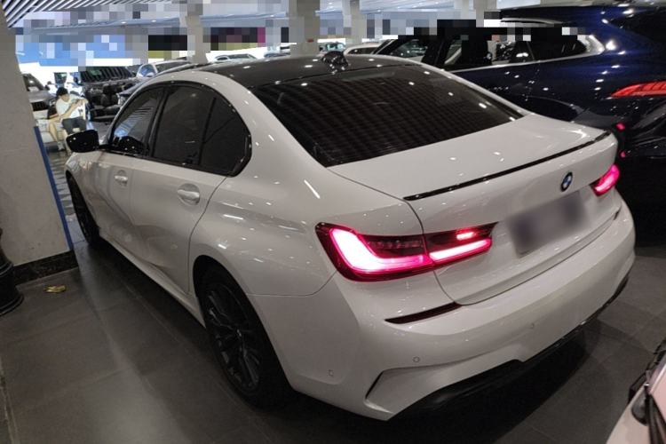 Used BMW 3 Series 2021 Second Facelift 325i M Sport Night Edition Package Exterior 2