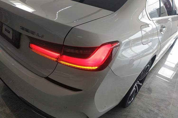 Used BMW 3 Series 2021 Restyled 325Li xDrive M Sport Package Exterior 3