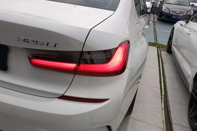 Used BMW 3 Series 2021 325Li M Sport Package Exterior 3