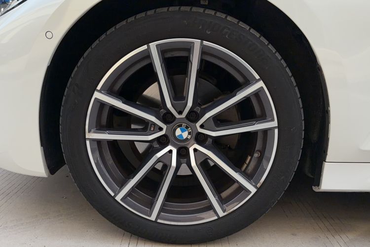 Used BMW 3 Series 2021 Second Facelift 325Li M Sport Package Exterior 3