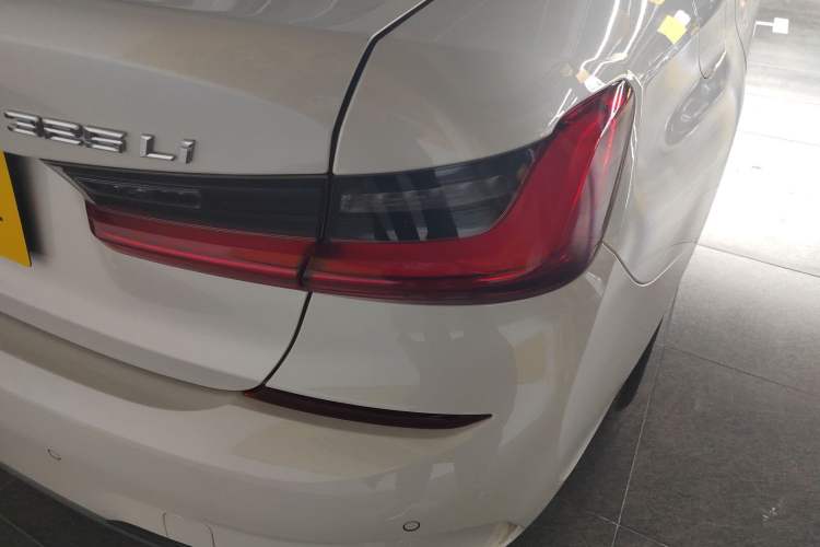 Used BMW 3 Series 2021 320Li M Sport Package Exterior 3