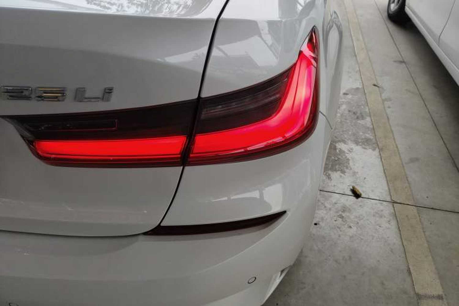 Used BMW 3 Series 2021 Second Facelift 325Li M Sport Package Exterior 3