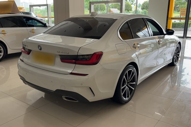 Used BMW 3 Series 2021 Facelifted 320Li M Sport Package Exterior 4