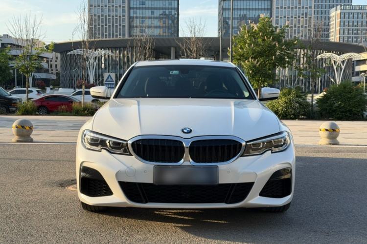 Used BMW 3 Series 2021 Facelifted 320Li M Sport Package Exterior 4
