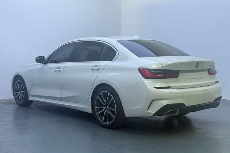 Used BMW 3 Series 2021 Restyled 325Li M Sport Package Exterior 4